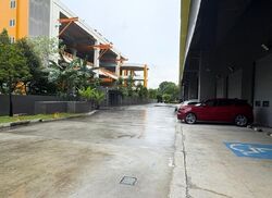 Tampines Industrial Drive (D18), Factory #639833921